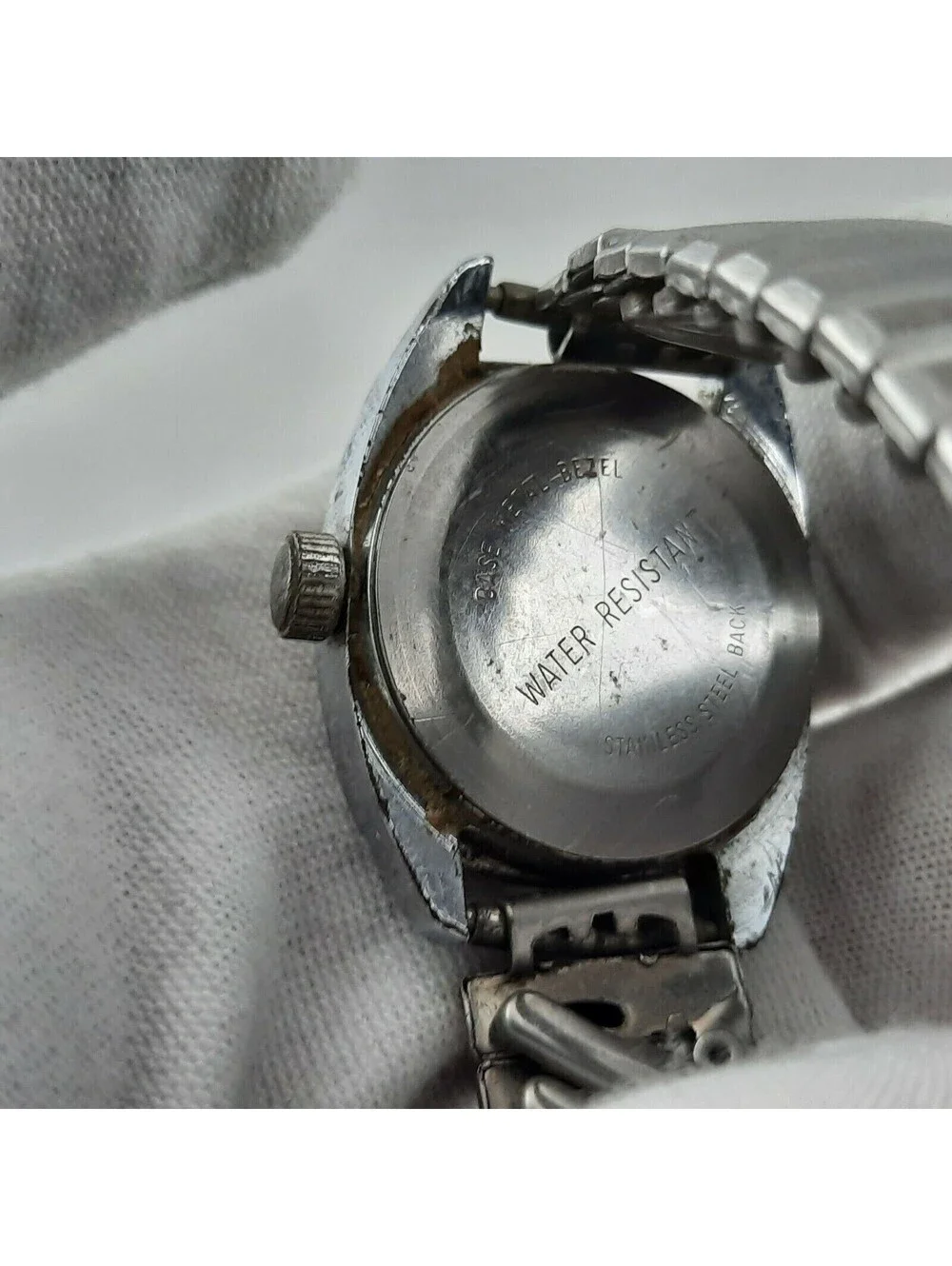 Vintage Timex Mechanical Watch Women Water Resistant For Parts Or Repair